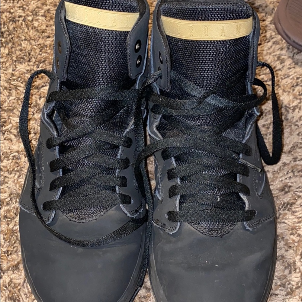 Mens Nike Air Jordan Flight Legend Shoes - Picture 2 of 4